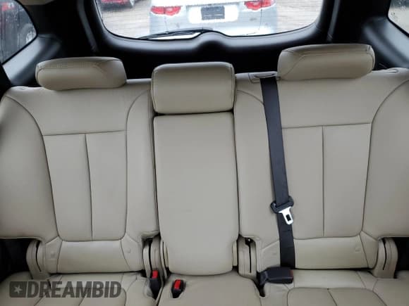 ✅ 2012 Hyundai Santa Fe Limited • VIN: 5XYZK4AG1CG115502 • Lot: 75128574. Listed on Copart with 101,155 mi. Free auction sales archive from the USA and detailed vehicle history report at DreamBid. Image 10.