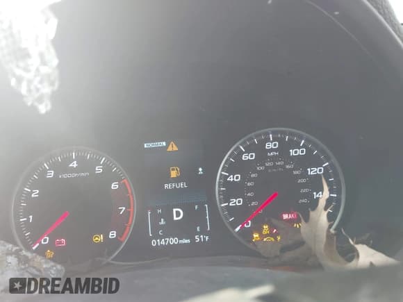 ✅ 2024 Mitsubishi Eclipse Cross LE • VIN: JA4ATVAA9RZ002915 • Lot: 43473502. Wystawiony na IAAI z przebiegiem 14 700 mil. Bezpłatny archiwum sprzedaży aukcyjnych z USA i szczegółowy raport historii pojazdu na DreamBid. Zdjęcie 7.