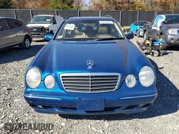 ✅ 2000 Mercedes-Benz E 320/430 4 Matic • VIN: WDBJH82J9YX037115 • Lot: 90755225. Wystawiony na Copart z przebiegiem 241 050 mil. Bezpłatny archiwum sprzedaży aukcyjnych z USA i szczegółowy raport historii pojazdu na DreamBid. Zdjęcie 5.