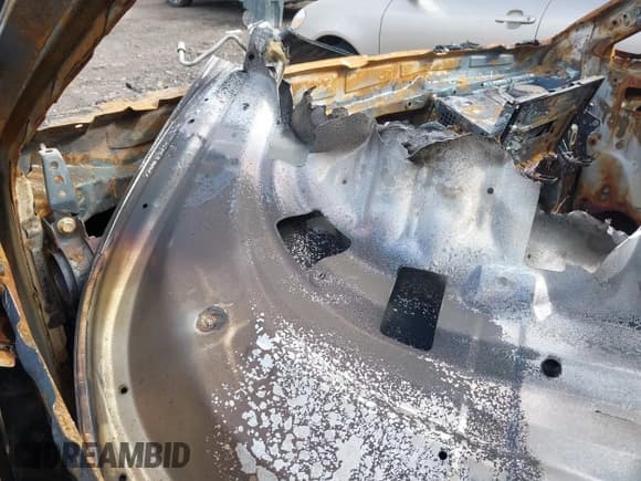 ✅ 2024 Toyota RAV4 XLE Premium • VIN: JTMA1RFV2RJ042850 • Lot: 43445242. Listed on IAAI with Not provided. Free auction sales archive from the USA and detailed vehicle history report at DreamBid. Image 7.