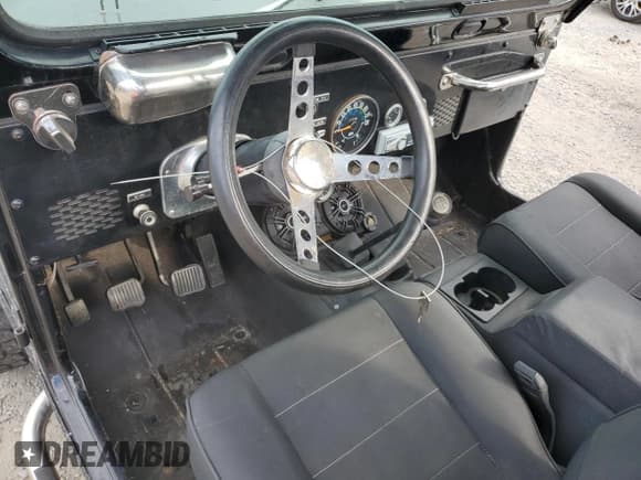 ✅ 1982 Jeep CJ • VIN: 1JCCM85A8CT000346 • Лот: 79328974. Опубликован ранее на Copart с пробегом 3 949 миль. Бесплатный доступ к архиву аукционных продаж из США и подробный отчёт об истории автомобиля на DreamBid. Изображение 8.