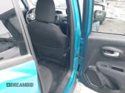 ✅ 2020 Jeep Renegade Altitude • VIN: ZACNJABB0LPL78967 • Lot: 41423967. Listed on IAAI with 67,090 mi. Free auction sales archive from the USA and detailed vehicle history report at DreamBid. Image 8.