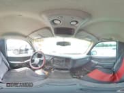 ✅ 2000 GMC Sierra 1500 SLE • VIN: 1GTEK14TXYZ181805 • Лот: 57353695. Опубликован ранее на Copart с пробегом 306 163 миль. Бесплатный доступ к архиву аукционных продаж из США и подробный отчёт об истории автомобиля на DreamBid. Изображение 14.