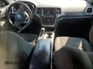 ✅ 2016 Jeep Grand Cherokee Laredo • VIN: 1C4RJEAG7GC458057 • Lot: 81319145. Wystawiony na Copart z przebiegiem 185 731 mil. Bezpłatny archiwum sprzedaży aukcyjnych z USA i szczegółowy raport historii pojazdu na DreamBid. Zdjęcie 8.