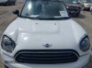 ✅ 2018 MINI Countryman Cooper • VIN: WMZYS7C38J3F44292 • Lot: 43146656. Wystawiony na IAAI z przebiegiem 224 129 mil. Bezpłatny archiwum sprzedaży aukcyjnych z USA i szczegółowy raport historii pojazdu na DreamBid. Zdjęcie 10.