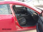 ✅ 2022 Mazda 3 Premium • VIN: JM1BPBML5N1518000 • Lot: 43701463. Wystawiony na IAAI z przebiegiem 62 368 mil. Bezpłatny archiwum sprzedaży aukcyjnych z USA i szczegółowy raport historii pojazdu na DreamBid. Zdjęcie 5.