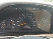 ✅ 2001 Mercedes-Benz E 320 • VIN: WDBJH65J41B201471 • Лот: 68863194. Опубликован ранее на Copart с пробегом 106 893 миль. Бесплатный доступ к архиву аукционных продаж из США и подробный отчёт об истории автомобиля на DreamBid. Изображение 9.