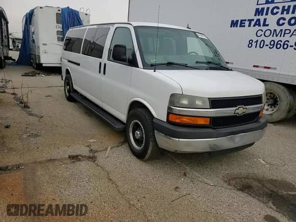 2012 Chevrolet Express Passenger 1LT с VIN 1GAZG1FG4C1183231, выставлен на аукционе Copart как лот 87666715 с пробегом 145 123 миль миль и Чистый • Clean title. История ставок и продаж доступна на DreamBid. Изображение 14.