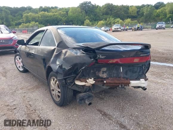 2001 Honda Accord EX с VIN 1HGCG22561A034048, выставлен на аукционе IAAI как лот 43006592 с пробегом 222 154 миль миль и . История ставок и продаж доступна на DreamBid. Изображение 3.