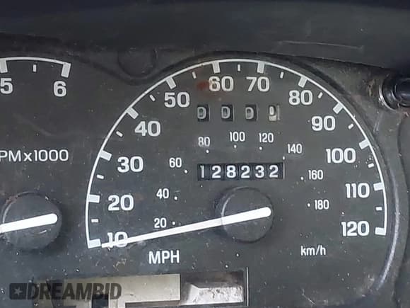 ✅ 2000 Ford Ranger XL • VIN: 1FTYR10CXYTA90017 • Lot: 42471054. Listed on IAAI with 128,232 mi. Free auction sales archive from the USA and detailed vehicle history report at DreamBid. Image 16.