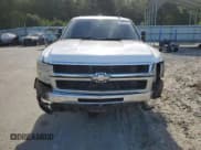 ✅ 2007 Chevrolet Silverado 2500HD LTZ • VIN: 1GCHK23697F567551 • Lot: 91667565. Wystawiony na Copart z przebiegiem 145 983 mil. Bezpłatny archiwum sprzedaży aukcyjnych z USA i szczegółowy raport historii pojazdu na DreamBid. Zdjęcie 5.