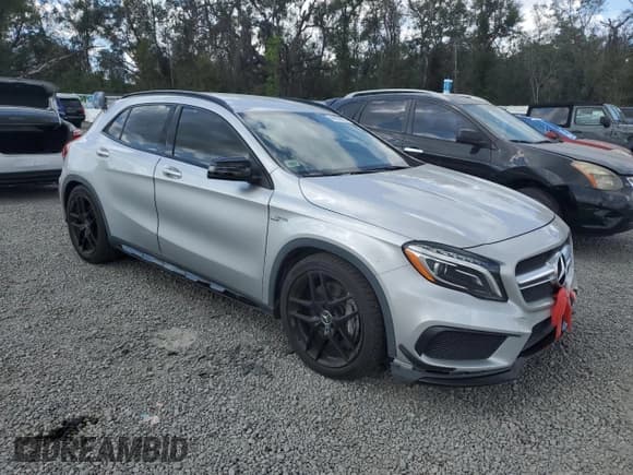 ✅ 2015 Mercedes-Benz GLA 45 AMG • VIN: WDDTG5CB2FJ124301 • Lot: 44836095. Wystawiony na Copart z przebiegiem 143 209 mil. Bezpłatny archiwum sprzedaży aukcyjnych z USA i szczegółowy raport historii pojazdu na DreamBid. Zdjęcie 4.