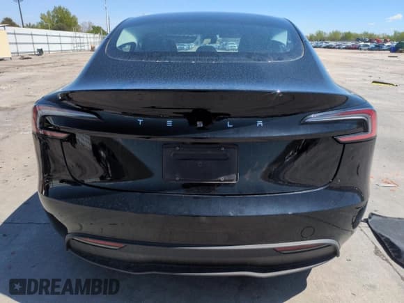 ✅ 2024 Tesla Model 3 • VIN: 5YJ3E1EAXRF746301 • Lot: 56246475. Wystawiony na Copart z przebiegiem 6 643 mil. Bezpłatny archiwum sprzedaży aukcyjnych z USA i szczegółowy raport historii pojazdu na DreamBid. Zdjęcie 6.