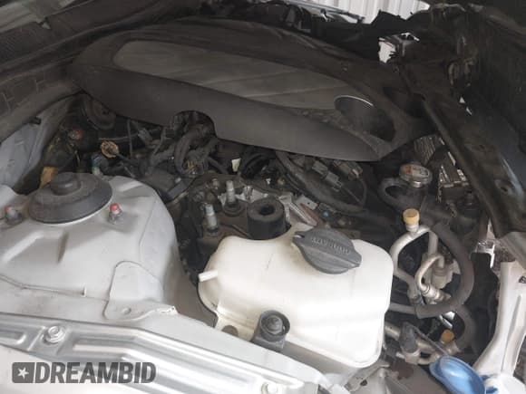 ✅ 2016 Kia Cadenza Premium • VIN: KNALN4D70G5211240 • Lot: 42788875. Wystawiony na IAAI z przebiegiem 110 503 mil. Bezpłatny archiwum sprzedaży aukcyjnych z USA i szczegółowy raport historii pojazdu na DreamBid. Zdjęcie 10.