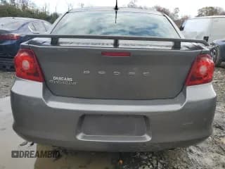 ✅ 2012 Dodge Avenger SE • VIN: 1C3CDZAG9CN290851 • Lot: 81935174. Wystawiony na Copart z przebiegiem 76 641 mil. Bezpłatny archiwum sprzedaży aukcyjnych z USA i szczegółowy raport historii pojazdu na DreamBid. Zdjęcie 6.