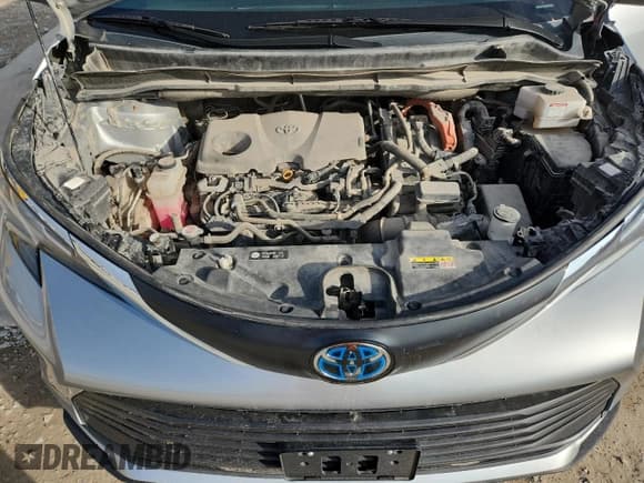 ✅ 2021 Toyota Sienna LE • VIN: 5TDKSKFC0MS036791 • Lot: 93126565. Listed on Copart with 248,708 mi. Free auction sales archive from the USA and detailed vehicle history report at DreamBid. Image 12.