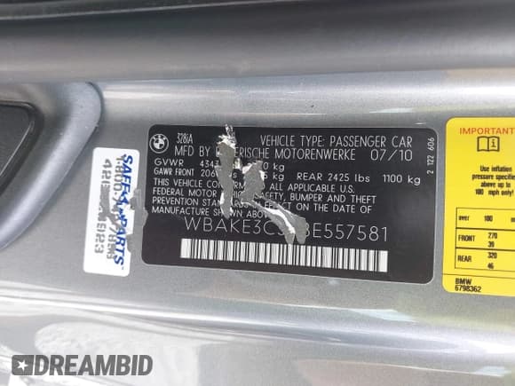 ✅ 2011 BMW 3 Series 328i • VIN: WBAKE3C54BE557581 • Lot: 42747358. Wystawiony na IAAI z przebiegiem 65 710 mil. Bezpłatny archiwum sprzedaży aukcyjnych z USA i szczegółowy raport historii pojazdu na DreamBid. Zdjęcie 17.