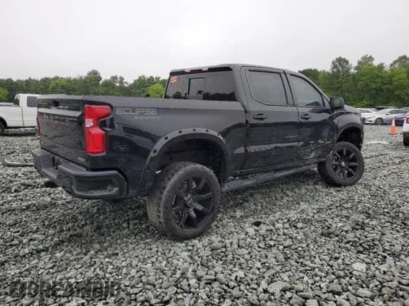 ✅ 2023 Chevrolet Silverado 1500 RST • VIN: 3GCUDEEL5PG283541 • Lot: 64643075. Wystawiony na Copart z przebiegiem 27 118 mil. Bezpłatny archiwum sprzedaży aukcyjnych z USA i szczegółowy raport historii pojazdu na DreamBid. Zdjęcie 3.