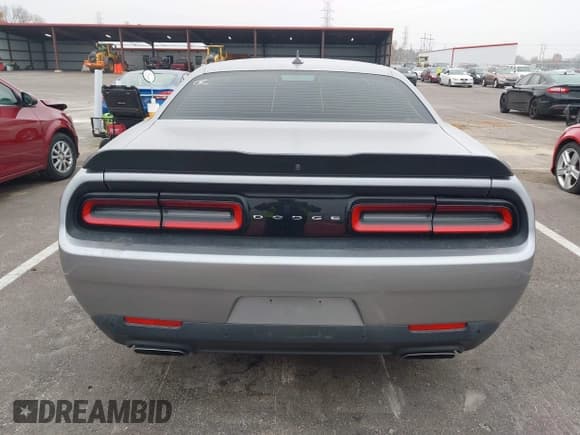 ✅ 2015 Dodge Challenger R/T Scat Pack Shaker • VIN: 2C3CDZFJ9FH873292 • Лот: 43649723. Опубликован ранее на IAAI с пробегом Не указан. Бесплатный доступ к архиву аукционных продаж из США и подробный отчёт об истории автомобиля на DreamBid. Изображение 16.