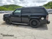✅ 2002 Cadillac Escalade • VIN: 1GYEK63NX2R214559 • Lot: 65007924. Wystawiony na Copart z przebiegiem 242 738 mil. Bezpłatny archiwum sprzedaży aukcyjnych z USA i szczegółowy raport historii pojazdu na DreamBid. Zdjęcie 2.