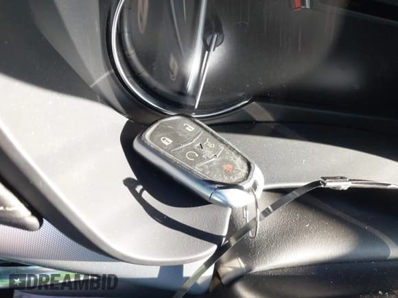 ✅ 2021 Cadillac XT4 FWD Premium Luxury • VIN: 1GYFZCR43MF052422 • Лот: 41985859. Опубликован ранее на IAAI с пробегом 25 112 миль. Бесплатный доступ к архиву аукционных продаж из США и подробный отчёт об истории автомобиля на DreamBid. Изображение 11.