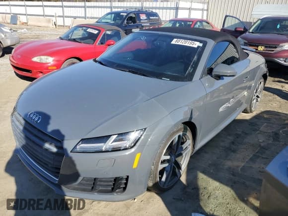 ✅ 2017 Audi TT Roadster • VIN: TRUT5CFV5H1006018 • Lot: 88120195. Listed on Copart with 30,152 mi. Free auction sales archive from the USA and detailed vehicle history report at DreamBid. Image 1.