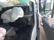 ✅ 2024 Ford Transit Passenger XL • VIN: 1FDAX2C89RKA86208 • Lot: 42260251. Wystawiony na IAAI z przebiegiem 2 635 mil. Bezpłatny archiwum sprzedaży aukcyjnych z USA i szczegółowy raport historii pojazdu na DreamBid. Zdjęcie 5.