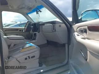 ✅ 2003 Cadillac Escalade • VIN: 1GYEC63T33R278259 • Lot: 43611203. Wystawiony na IAAI z przebiegiem 294 061 mil. Bezpłatny archiwum sprzedaży aukcyjnych z USA i szczegółowy raport historii pojazdu na DreamBid. Zdjęcie 5.