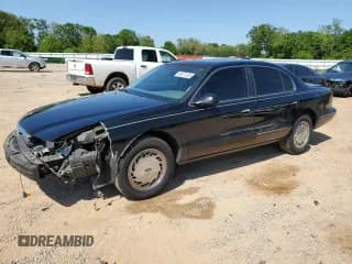 ✅ 1997 Lincoln Continental • VIN: 1LNLM97V9VY722725 • Lot: 53671335. Wystawiony na Copart z przebiegiem 84 516 mil. Bezpłatny archiwum sprzedaży aukcyjnych z USA i szczegółowy raport historii pojazdu na DreamBid. Zdjęcie 1.