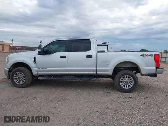 ✅ 2019 Ford F-250 XL • VIN: 1FT7W2BT9KED09942 • Lot: 43417968. Listed on IAAI with 358,794 mi. Free auction sales archive from the USA and detailed vehicle history report at DreamBid. Image 14.