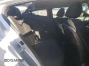 ✅ 2014 Hyundai Veloster • VIN: KMHTC6AD3EU212881 • Lot: 82386484. Wystawiony na Copart z przebiegiem 118 933 mil. Bezpłatny archiwum sprzedaży aukcyjnych z USA i szczegółowy raport historii pojazdu na DreamBid. Zdjęcie 10.