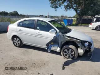 ✅ 2011 Hyundai Accent GLS • VIN: KMHCN4AC7BU608555 • Lot: 72966014. Wystawiony na Copart z przebiegiem 116 578 mil. Bezpłatny archiwum sprzedaży aukcyjnych z USA i szczegółowy raport historii pojazdu na DreamBid. Zdjęcie 4.