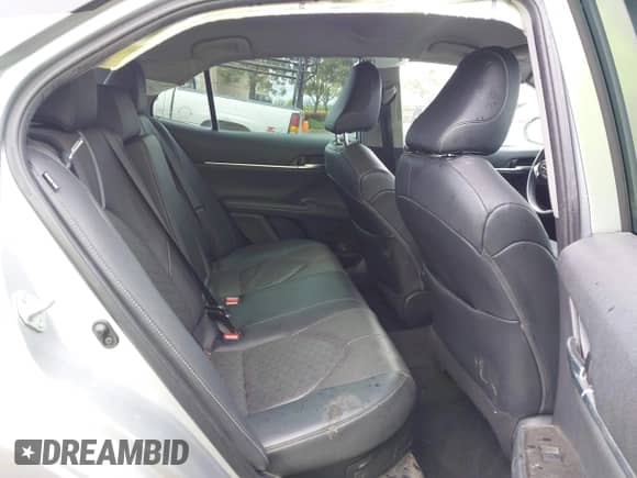 2021 Toyota Camry Hybrid XSE z VIN 4T1K31AK9MU020943, wystawiony jako IAAI lot #41969968 z przebiegiem 33 773 mil mil oraz . Historia ofert i sprzedaży dostępna na DreamBid. Obrazek 8.