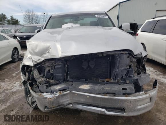 ✅ 2009 Dodge 1500 SLT • VIN: 1D3HV18T49S822625 • Lot: 89090935. Wystawiony na Copart z przebiegiem 255 919 mil. Bezpłatny archiwum sprzedaży aukcyjnych z USA i szczegółowy raport historii pojazdu na DreamBid. Zdjęcie 5.