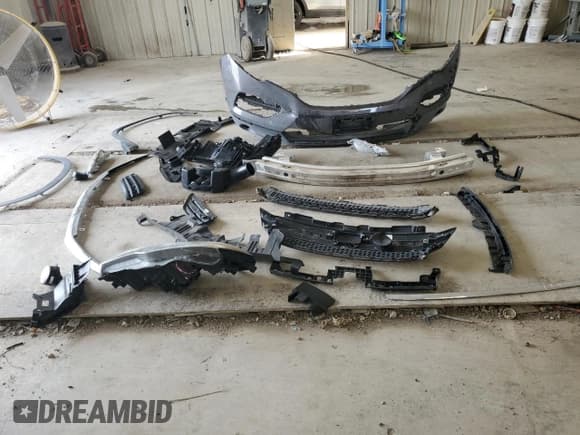 ✅ 2018 Honda Pilot Touring • VIN: 5FNYF6H97JB016545 • Lot: 81619265. Listed on Copart with 83,289 mi. Free auction sales archive from the USA and detailed vehicle history report at DreamBid. Image 13.