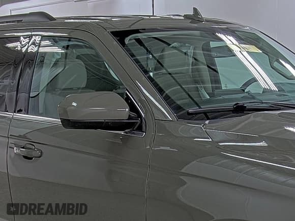 ✅ 2024 Ford Expedition XLT • VIN: 1FMJU1J86REA72349 • Lot: 43944786. Wystawiony na IAAI z przebiegiem 54 528 mil. Bezpłatny archiwum sprzedaży aukcyjnych z USA i szczegółowy raport historii pojazdu na DreamBid. Zdjęcie 16.