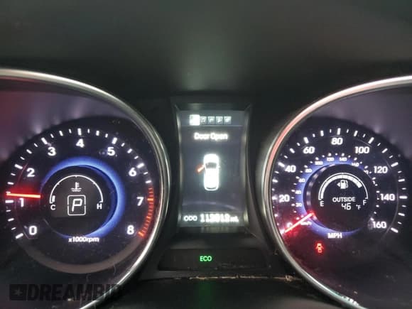 ✅ 2014 Hyundai Santa Fe • VIN: 5XYZUDLB6EG209082 • Lot: 90369175. Listed on Copart with 112,012 mi. Free auction sales archive from the USA and detailed vehicle history report at DreamBid. Image 9.