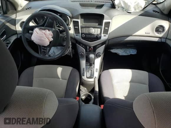 2013 Chevrolet Cruze LS с VIN 1G1PA5SG1D7222331, выставлен на аукционе Copart как лот 90412755 с пробегом 101 083 миль миль и Списание • Salvage title. История ставок и продаж доступна на DreamBid. Изображение 8.