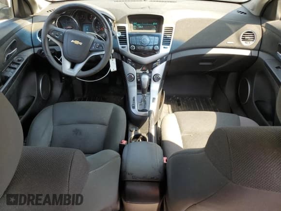 ✅ 2012 Chevrolet Cruze 1LT • VIN: 1G1PF5SC9C7127853 • Lot: 83953315. Wystawiony na Copart z przebiegiem 231 037 mil. Bezpłatny archiwum sprzedaży aukcyjnych z USA i szczegółowy raport historii pojazdu na DreamBid. Zdjęcie 8.