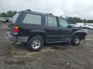 ✅ 1995 Ford Explorer Eddie Bauer • VIN: 1FMDU34X1SUB94480 • Lot: 57832735. Listed on Copart with 106,361 mi. Free auction sales archive from the USA and detailed vehicle history report at DreamBid. Image 3.