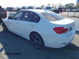 ✅ 2016 BMW 3 Series 328i • VIN: WBA8E9G59GNU30100 • Lot: 43417808. Listed on IAAI with 92,818 mi. Free auction sales archive from the USA and detailed vehicle history report at DreamBid. Image 3.