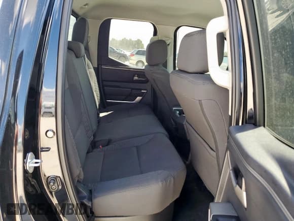 ✅ 2022 Toyota Tundra SR5 • VIN: 5TFLA5DA2NX042985 • Лот: 84020565. Опубликован ранее на Copart с пробегом 93 094 миль. Бесплатный доступ к архиву аукционных продаж из США и подробный отчёт об истории автомобиля на DreamBid. Изображение 10.