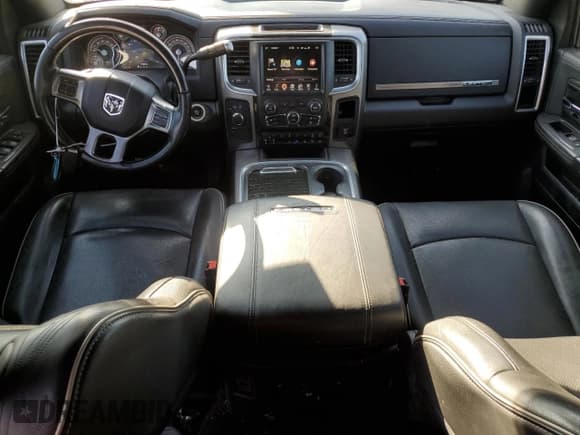 ✅ 2016 Ram 2500 Longhorn Limited • VIN: 3C6UR5PL8GG125278 • Lot: 80585885. Wystawiony na Copart z przebiegiem 113 889 mil. Bezpłatny archiwum sprzedaży aukcyjnych z USA i szczegółowy raport historii pojazdu na DreamBid. Zdjęcie 8.