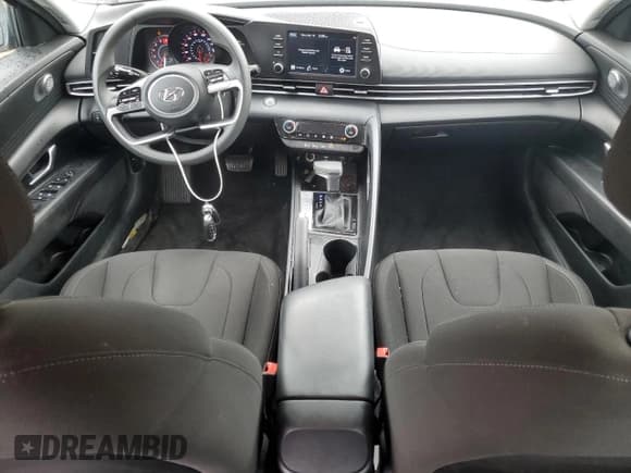 ✅ 2022 Hyundai Elantra SEL • VIN: 5NPLM4AG8NH074975 • Lot: 86157395. Listed on Copart with 24,420 mi. Free auction sales archive from the USA and detailed vehicle history report at DreamBid. Image 8.