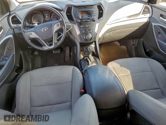 ✅ 2014 Hyundai Santa Fe • VIN: 5XYZU3LB1EG211705 • Лот: 95514585. Опубликован ранее на Copart с пробегом 159 321 миль. Бесплатный доступ к архиву аукционных продаж из США и подробный отчёт об истории автомобиля на DreamBid. Изображение 8.