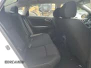 ✅ 2019 Nissan Sentra S • VIN: 3N1AB7AP0KY337282 • Lot: 67461235. Wystawiony na Copart z przebiegiem 126 961 mil. Bezpłatny archiwum sprzedaży aukcyjnych z USA i szczegółowy raport historii pojazdu na DreamBid. Zdjęcie 10.