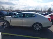 ✅ 2015 Lincoln MKS • VIN: 1LNHL9DK8FG607141 • Lot: 43612263. Listed on IAAI with 72,529 mi. Free auction sales archive from the USA and detailed vehicle history report at DreamBid. Image 15.