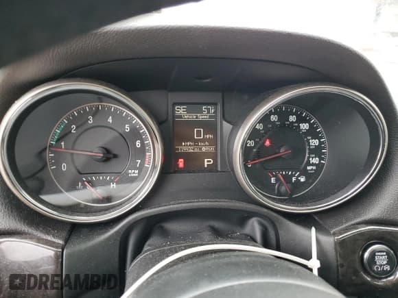 ✅ 2011 Jeep Grand Cherokee Laredo • VIN: 1J4RR4GG8BC713439 • Lot: 89436715. Listed on Copart with 114,432 mi. Free auction sales archive from the USA and detailed vehicle history report at DreamBid. Image 9.