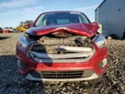 ✅ 2019 Ford Escape SE • VIN: 1FMCU9GD8KUB24569 • Lot: 82341365. Wystawiony na Copart z przebiegiem 123 916 mil. Bezpłatny archiwum sprzedaży aukcyjnych z USA i szczegółowy raport historii pojazdu na DreamBid. Zdjęcie 5.