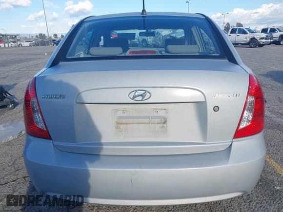 ✅ 2006 Hyundai Accent GLS • VIN: KMHCN46C86U007833 • Лот: 41760603. Опубликован ранее на IAAI с пробегом 60 030 миль. Бесплатный доступ к архиву аукционных продаж из США и подробный отчёт об истории автомобиля на DreamBid. Изображение 16.